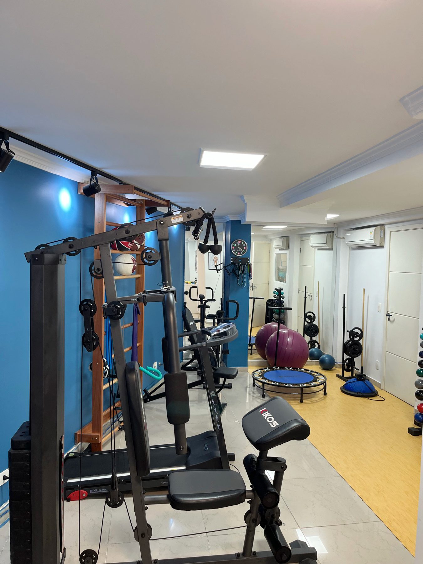 Sala de condicionamento da Clínica Sampieri