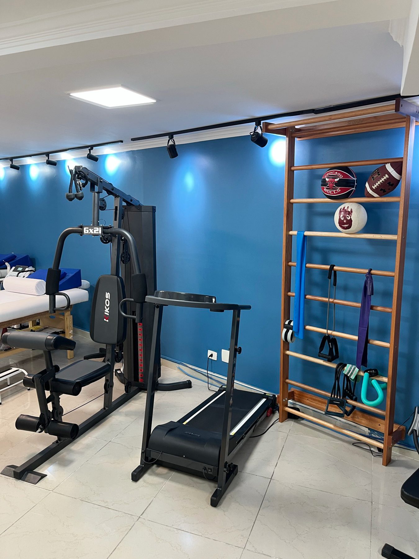 Sala de condicionamento da Clínica Sampieri