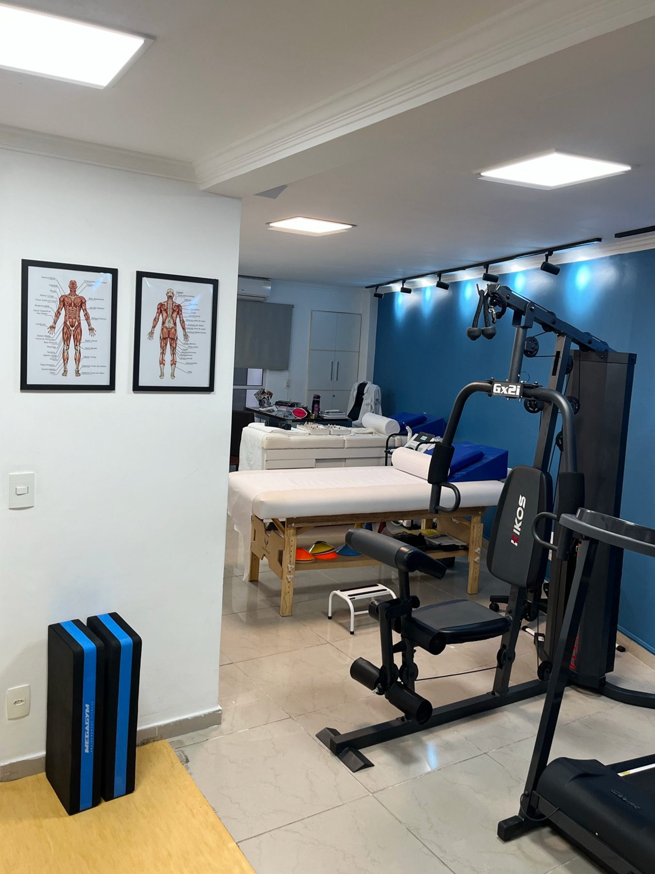 Sala de atendimento e condicionamento da Clínica Sampieri